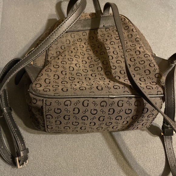 Backpack - Picture 3 of 3